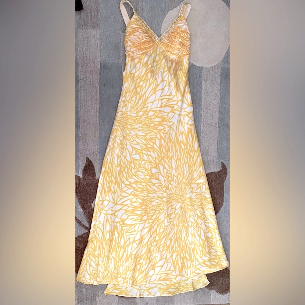 Morgan & Co Marigold Floral Maxi Dress w Shirred Embellished Bodice & Mini Train
